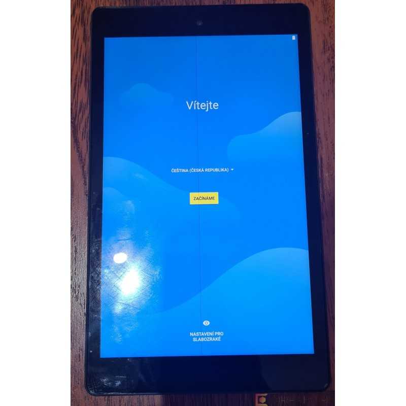 Bush Spira B3 8 - 1px proužek na displayi Bush Spira B3 8 - 1px proužek na displayi
